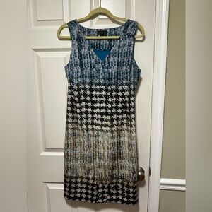 Stylish Worthington Blue and Green Print Dress - Size 8 - Excellent condition!